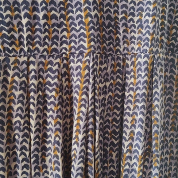 DERBY- made in Italy- lovely Dress NWOT - Picture 2 of 11